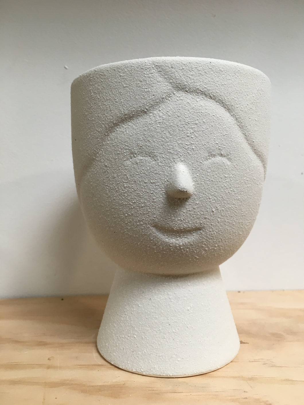 Molly Face - White - 12x12x16cm